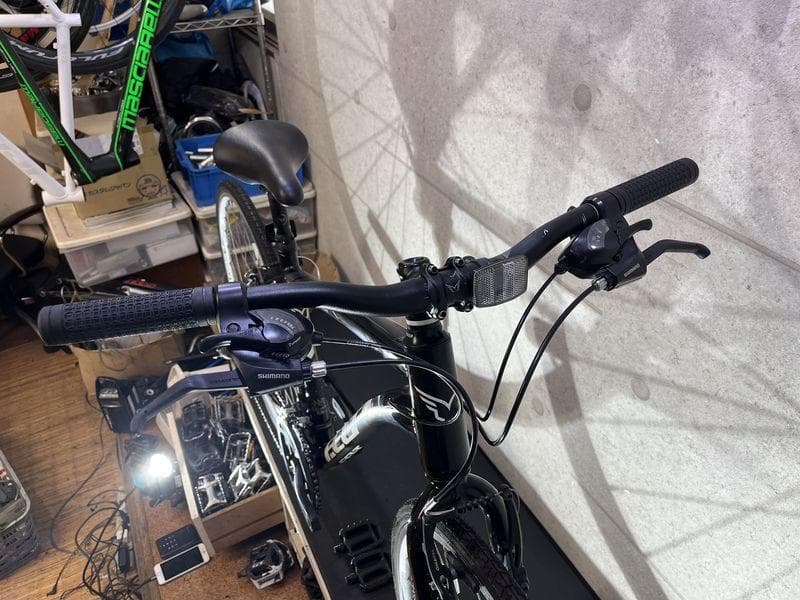 FELT QX 65 クロスバイク　サテンブラック