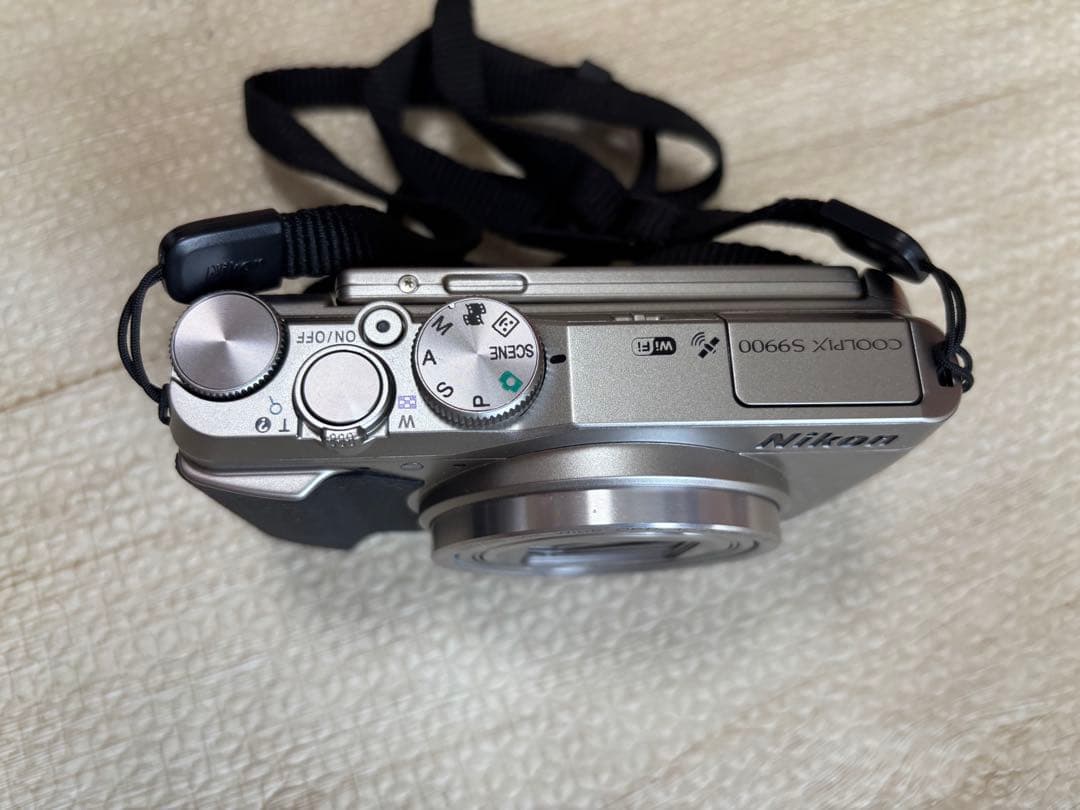 M*様 美品 Nikon デジカメ　coolpixs9900