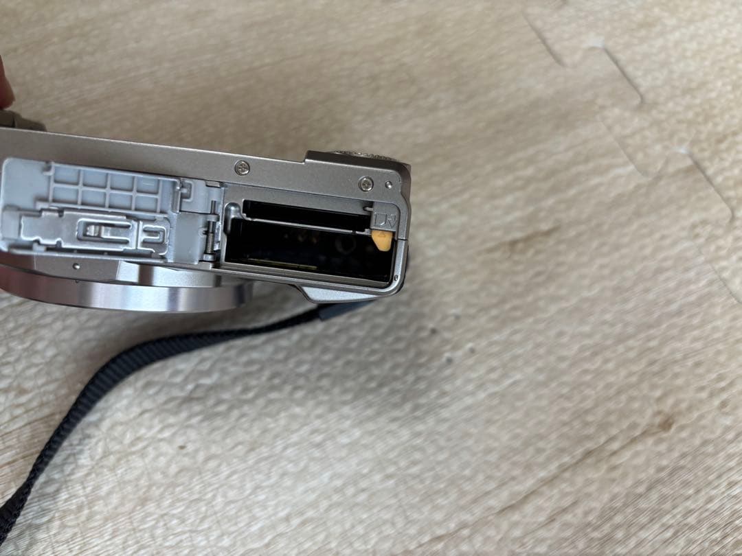 M*様 美品 Nikon デジカメ　coolpixs9900