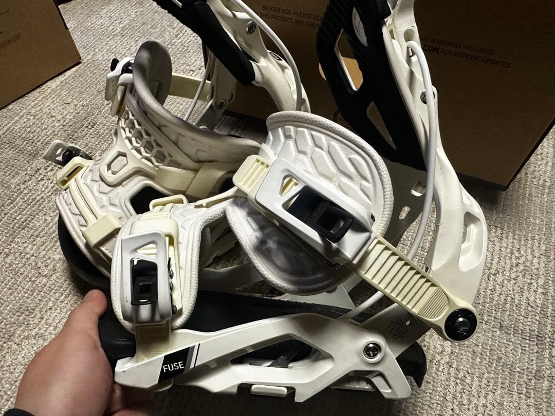 FLOW FUSE スノーボード ビンディング ホワイト