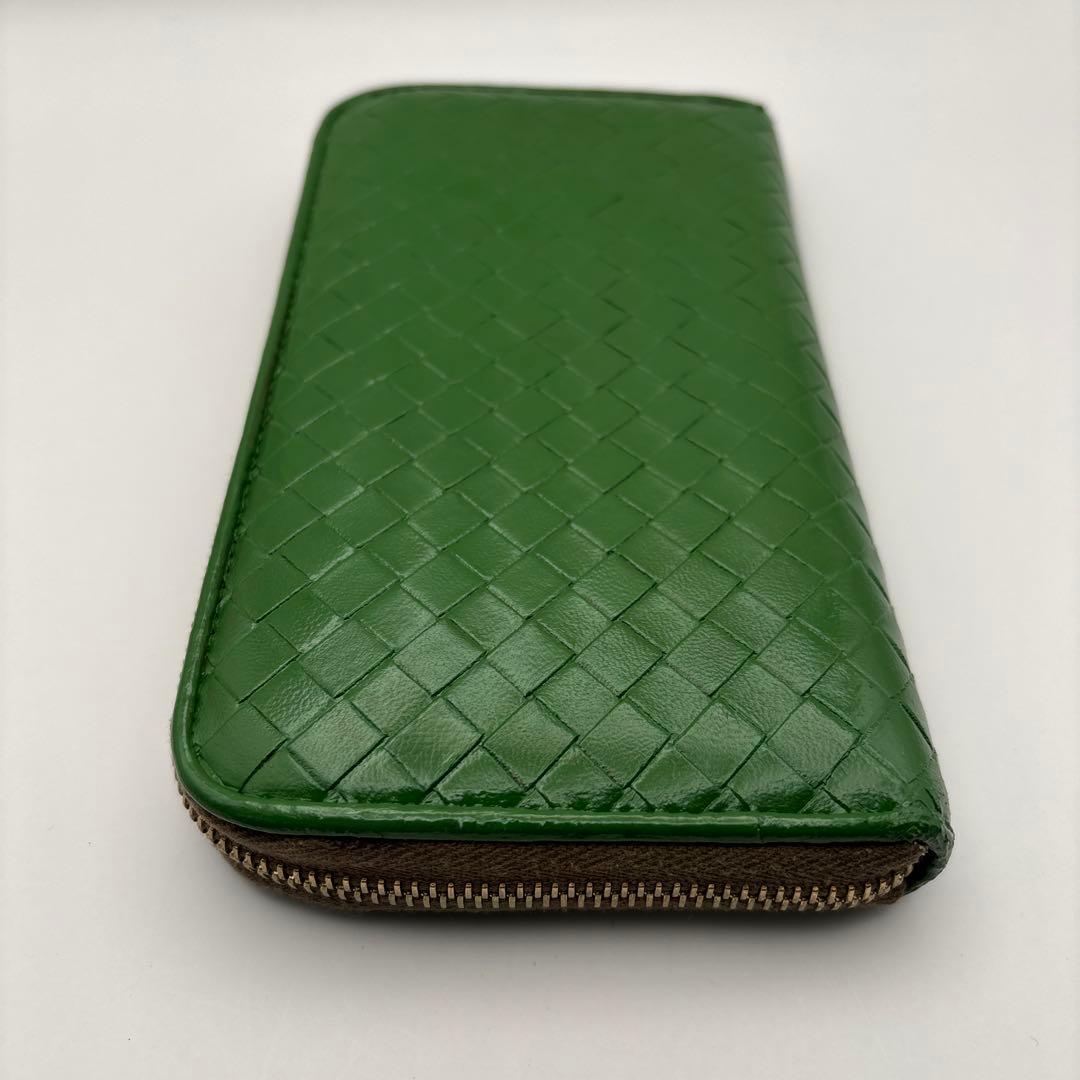 ①◆正規品◆ボッティガヴェネタイントレチャート ラウンドファスナー長財布