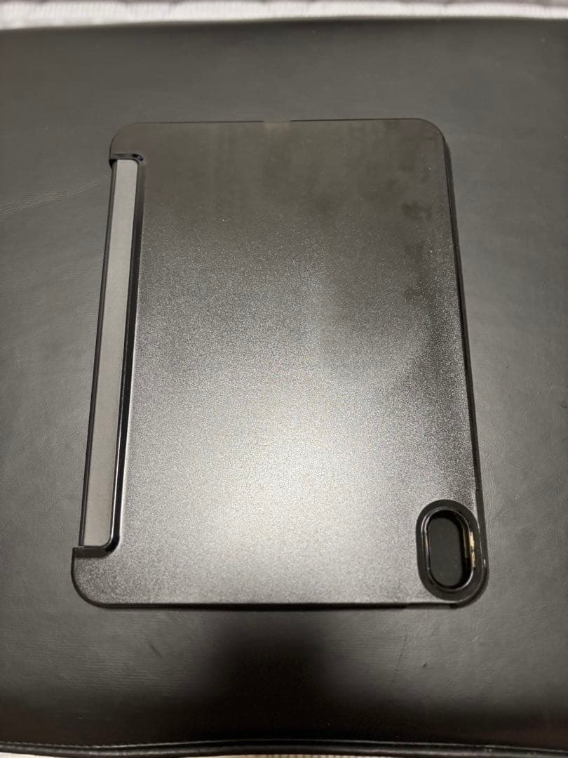 Apple iPad (A16) 第11世代 128GB カバー付