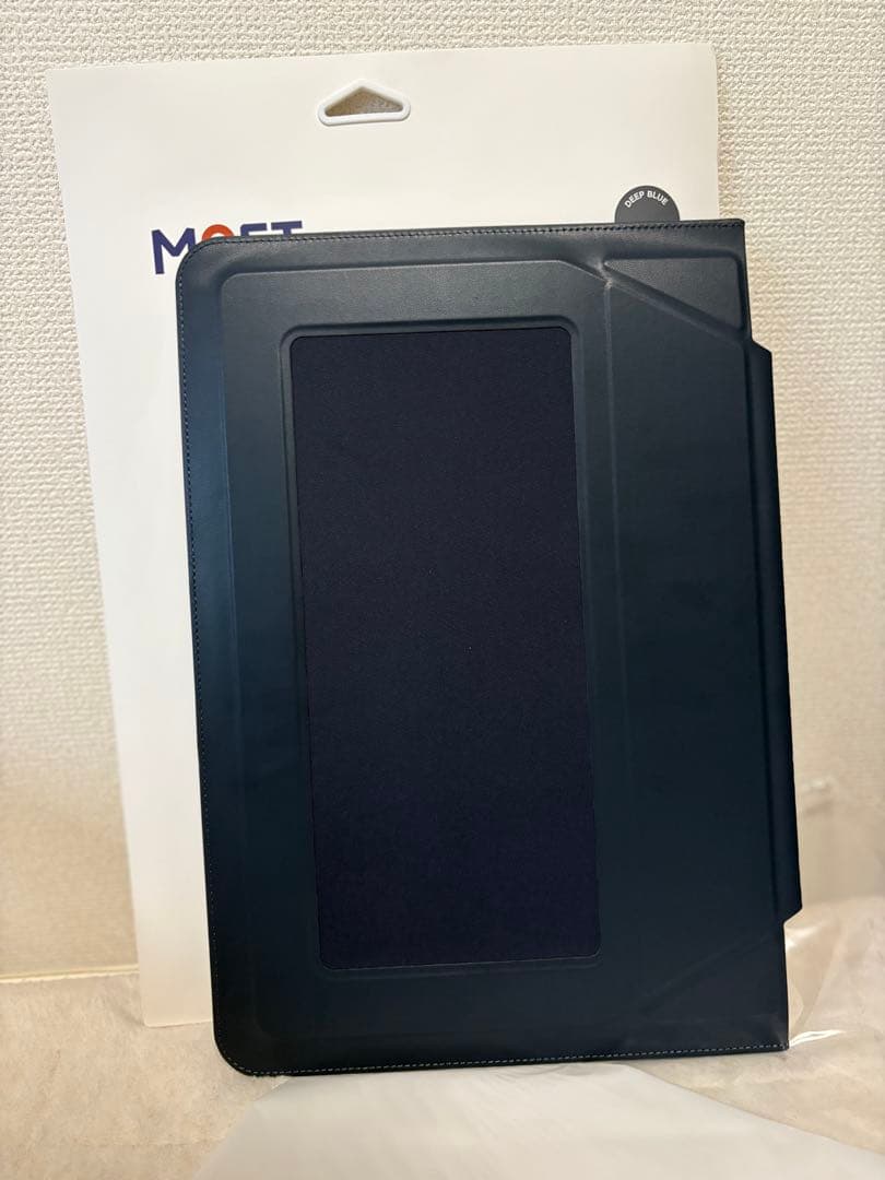 MOFT MB002-1-13B-DEBU 13.314キャリーケース＆スタンド