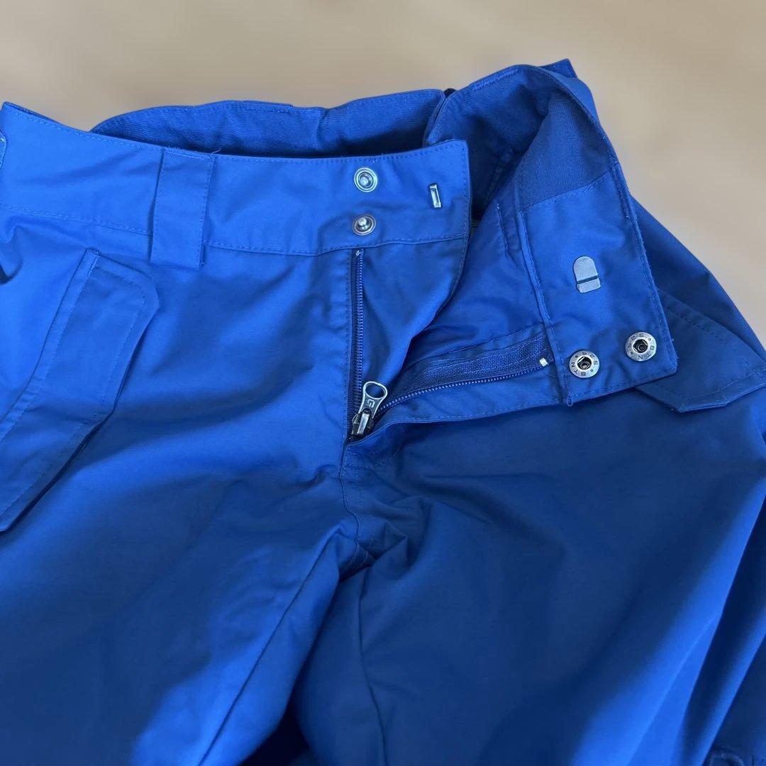 BURTON 迷彩柄 スノーボードウェア　140