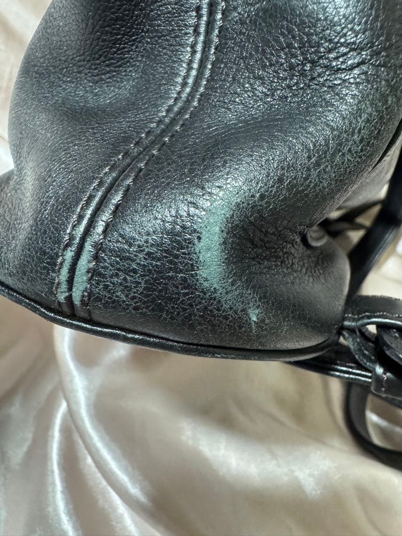 シャネル リュック　表参道正規店メンテ済み ハワイ購入本物 ココマークブラック