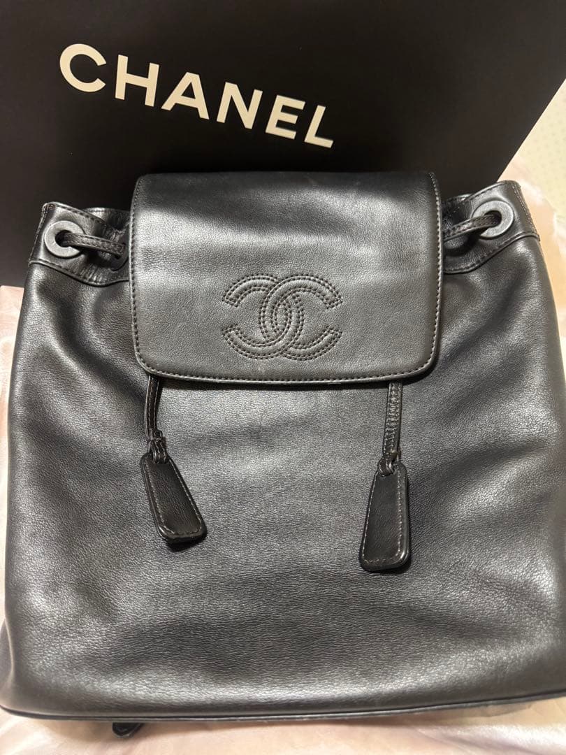 シャネル リュック　表参道正規店メンテ済み ハワイ購入本物 ココマークブラック