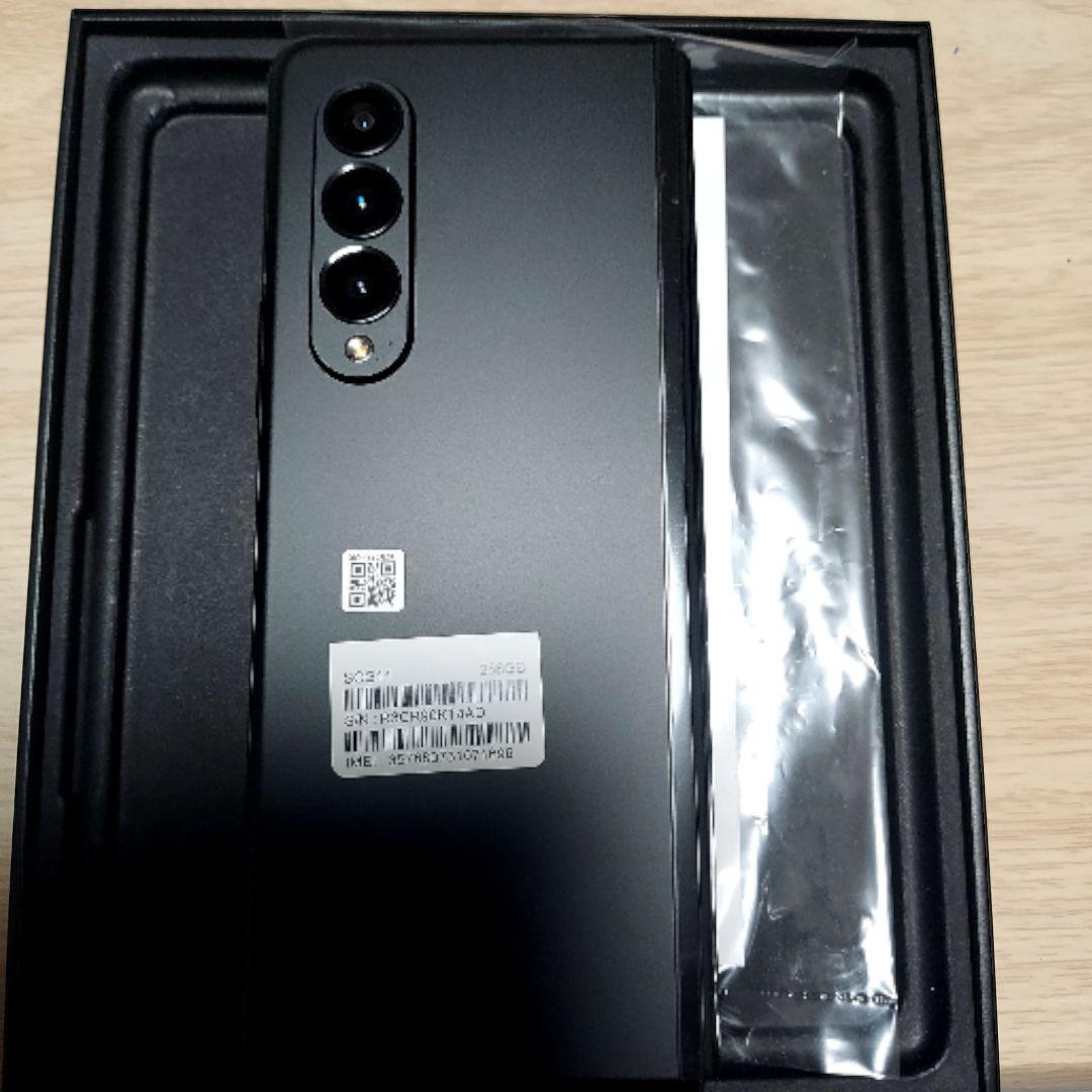 【未使用】Galaxy Z Fold3 5G スマホカバーケース付　SIMフリー