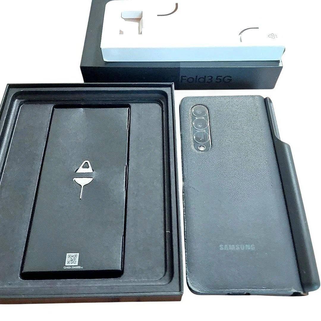 【未使用】Galaxy Z Fold3 5G スマホカバーケース付　SIMフリー