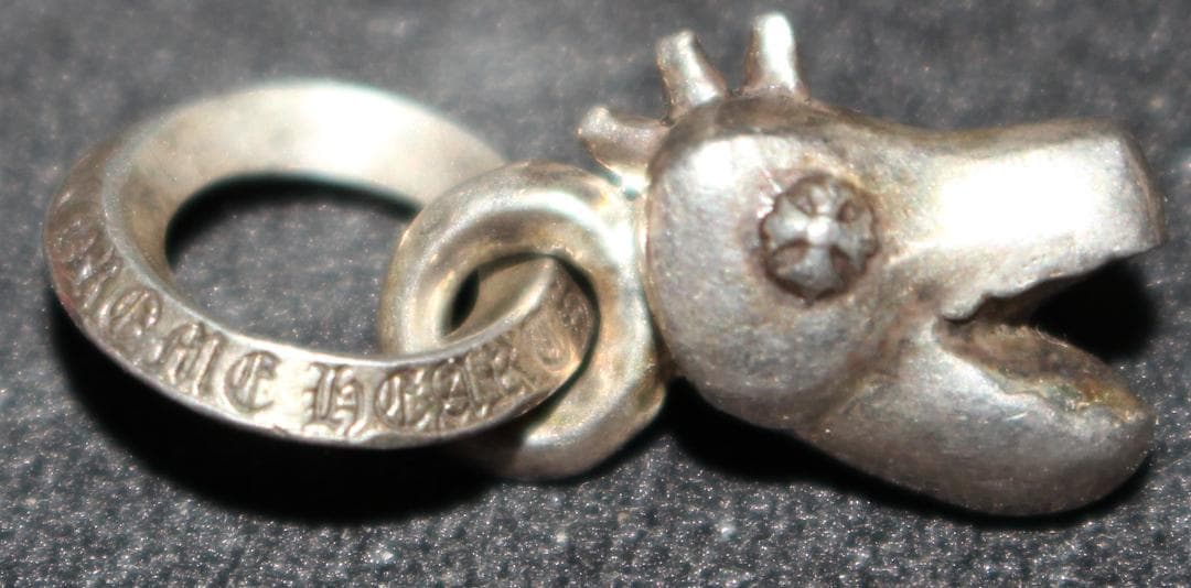 クロムハーツ　ディノヘッド　チャーム