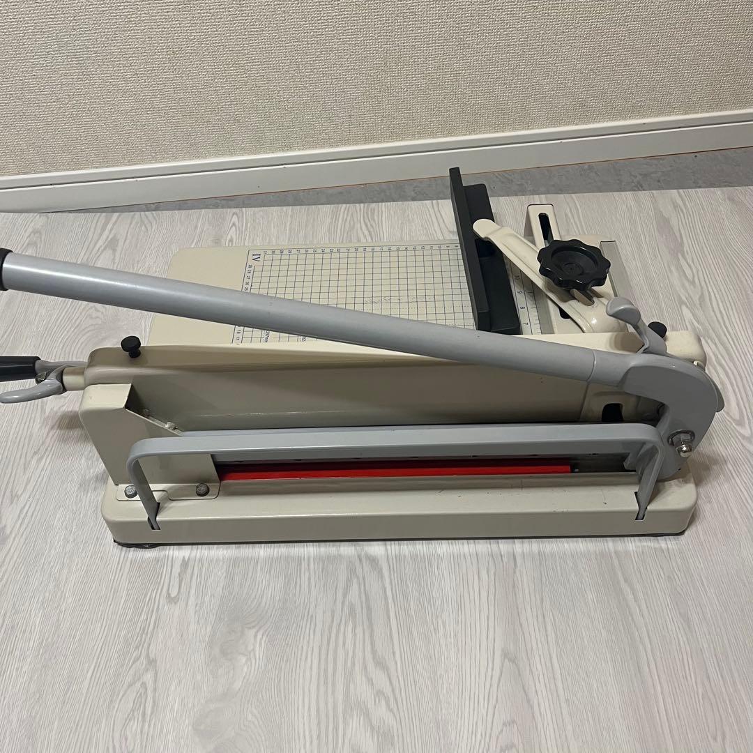 EDUCATES 大型裁断機・ペーパーカッター　 400枚裁断