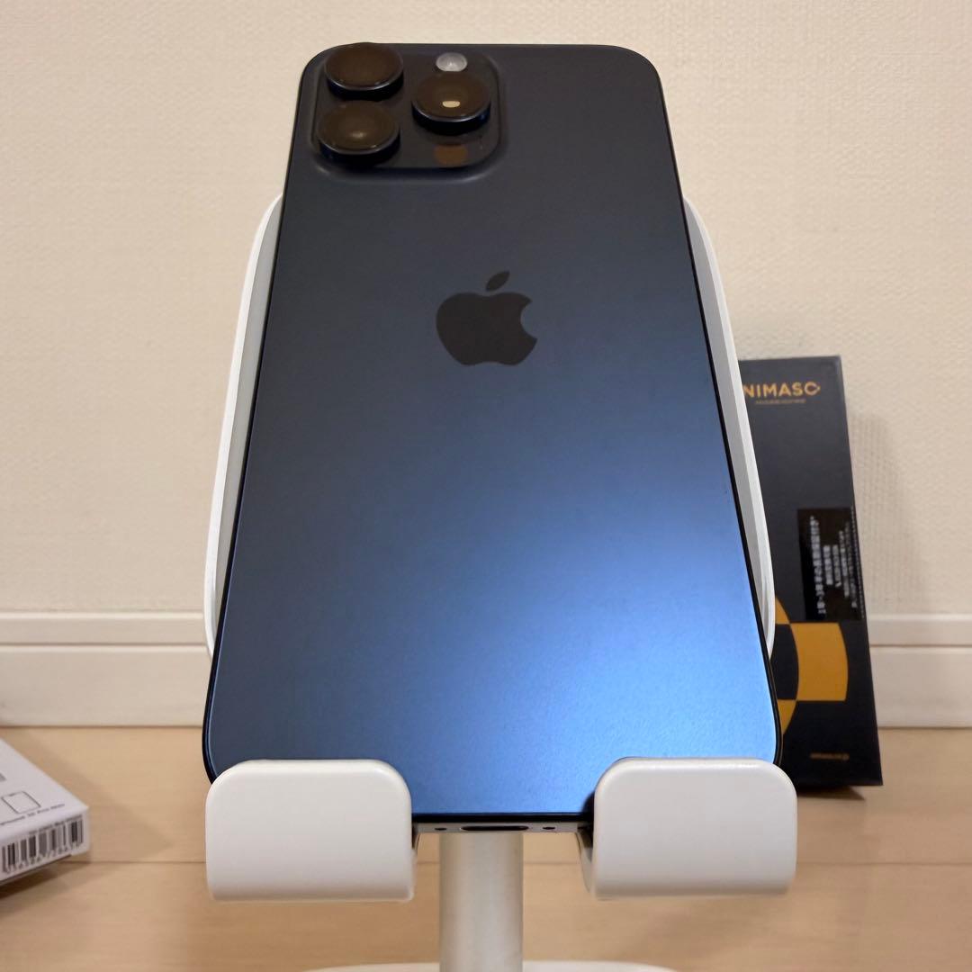 美品iPhone 15 Pro Max 512GB バッテリー89%