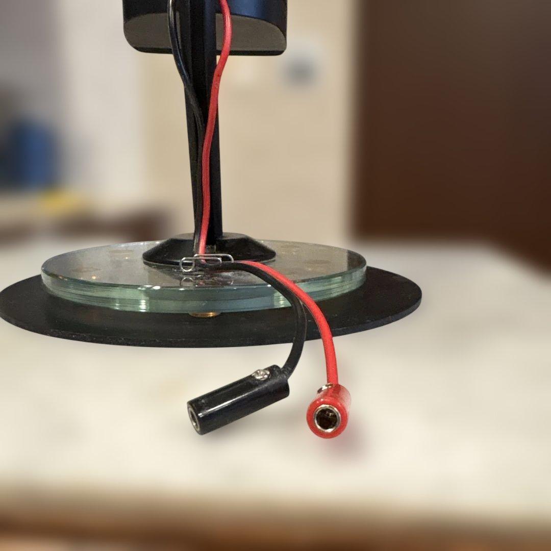 BOSE　キューブサテライトスピーカー ガラススタンド付き