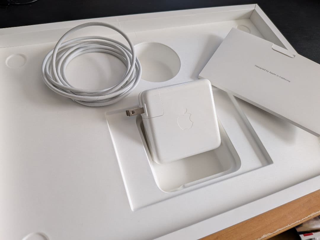 MacBook本体 MacBook Pro 16inch 2019 i7 32GB 1TB