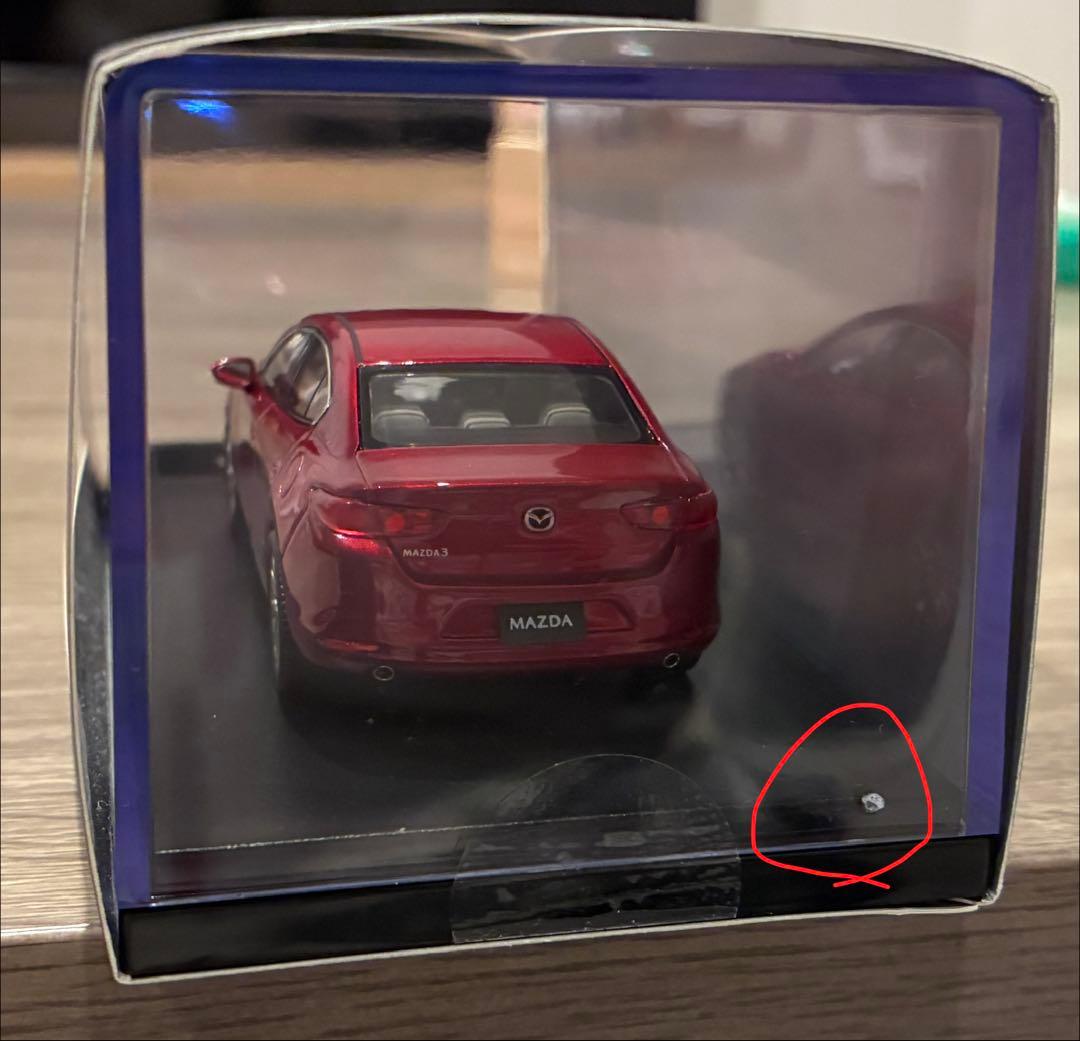 Mazda3レッド 1/43 スケール