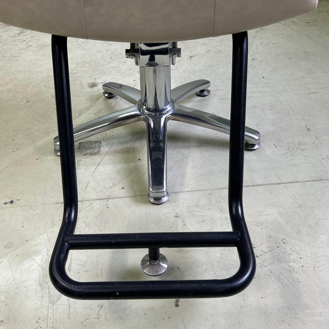 PPP 美容　スタイリングチェア（2）