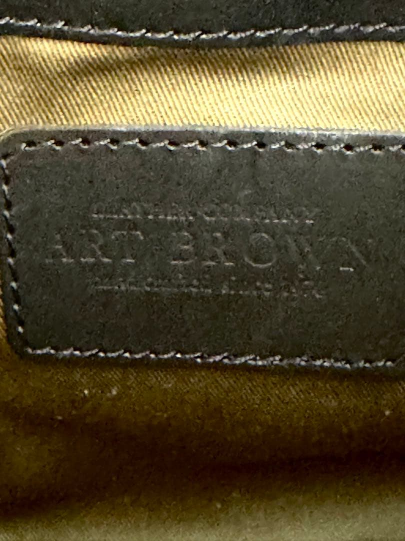 ☆ARTBROWN ボディバッグ クロムエクセル　茶芯ブラック