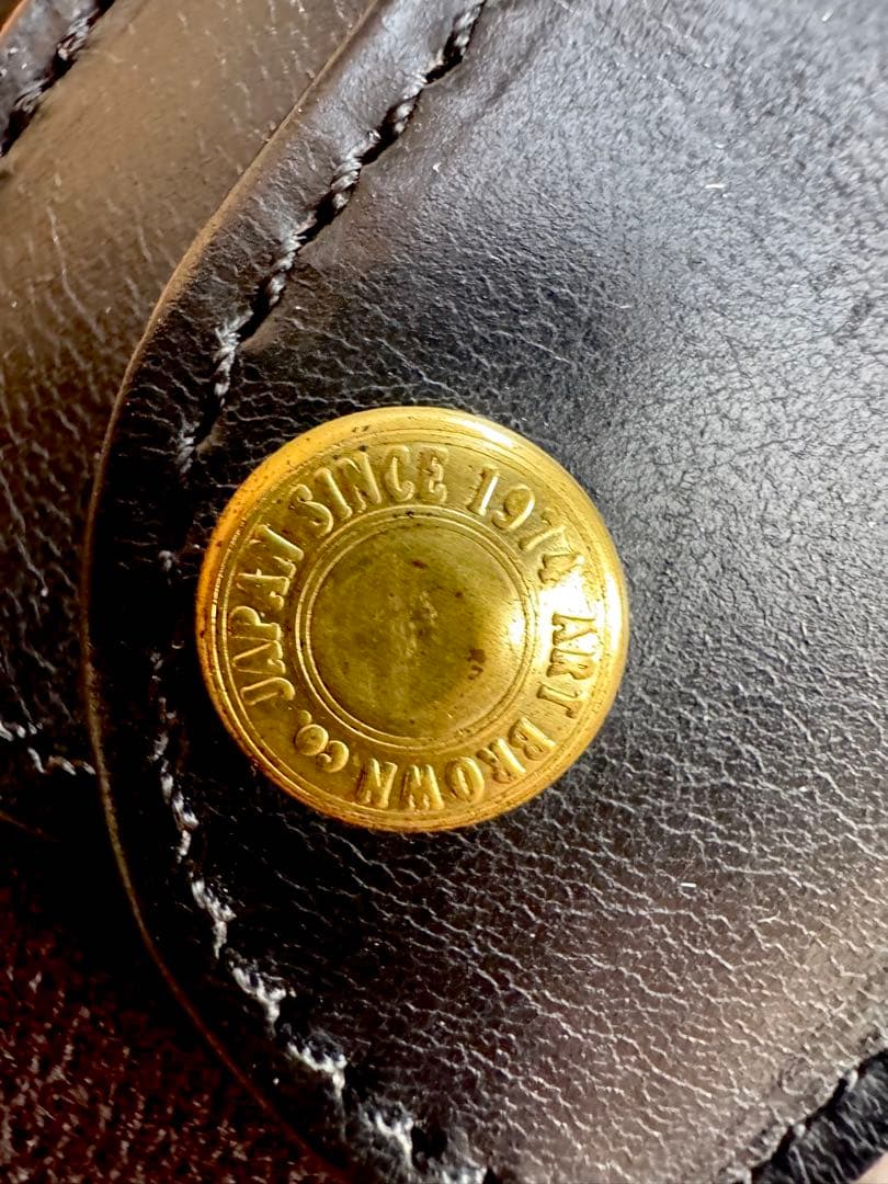 ☆ARTBROWN ボディバッグ クロムエクセル　茶芯ブラック