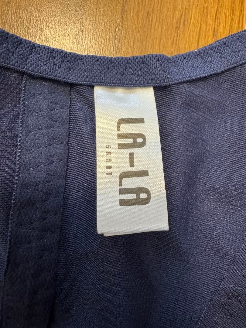 【美品】LA-LA 85 L Lネイビー ボディスーツ グラントイーワンズ　試着