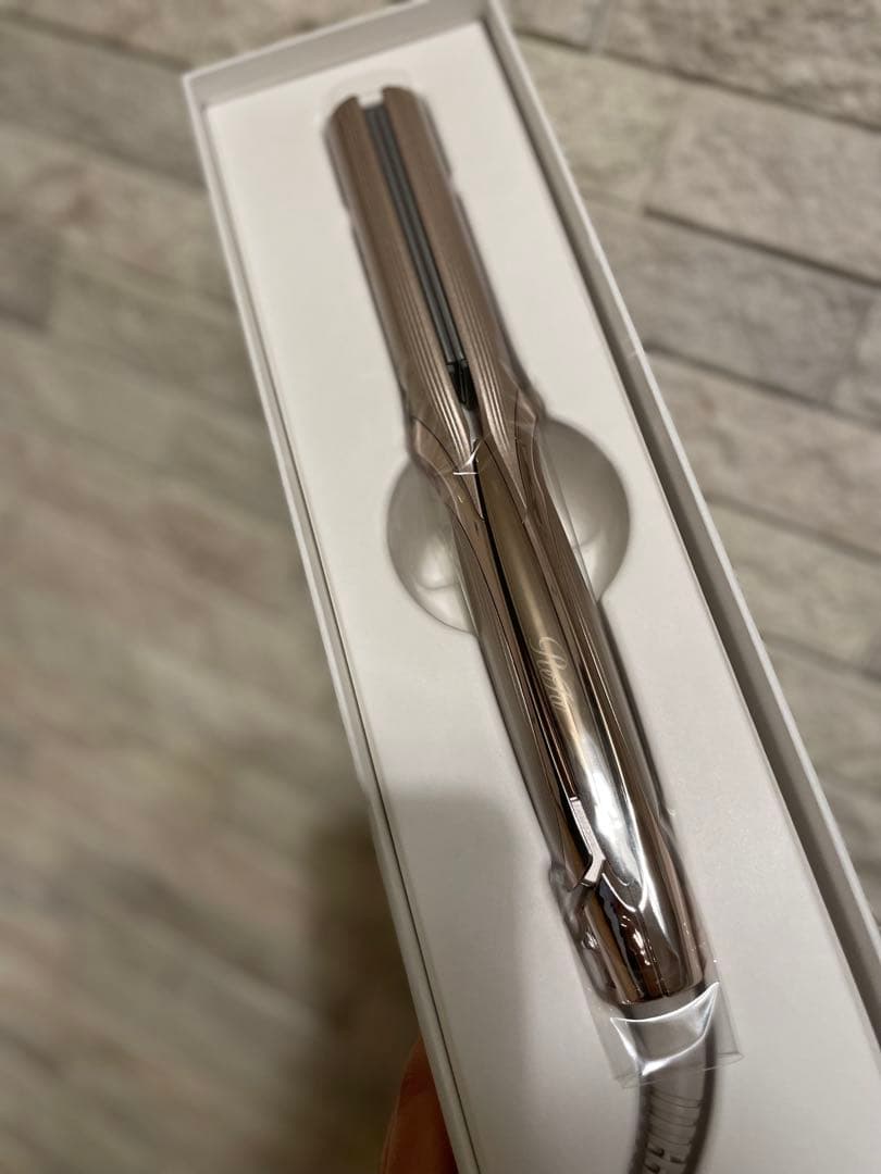 リファ　ストレートアイロンプロ＋