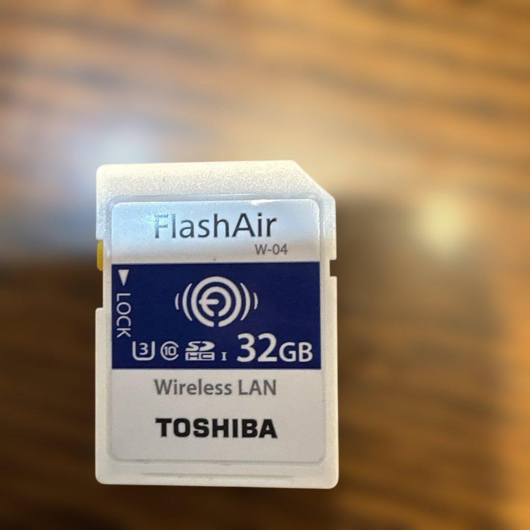 Nikon D90 デジタル一眼レフ 18-105mm VRレンズ付き