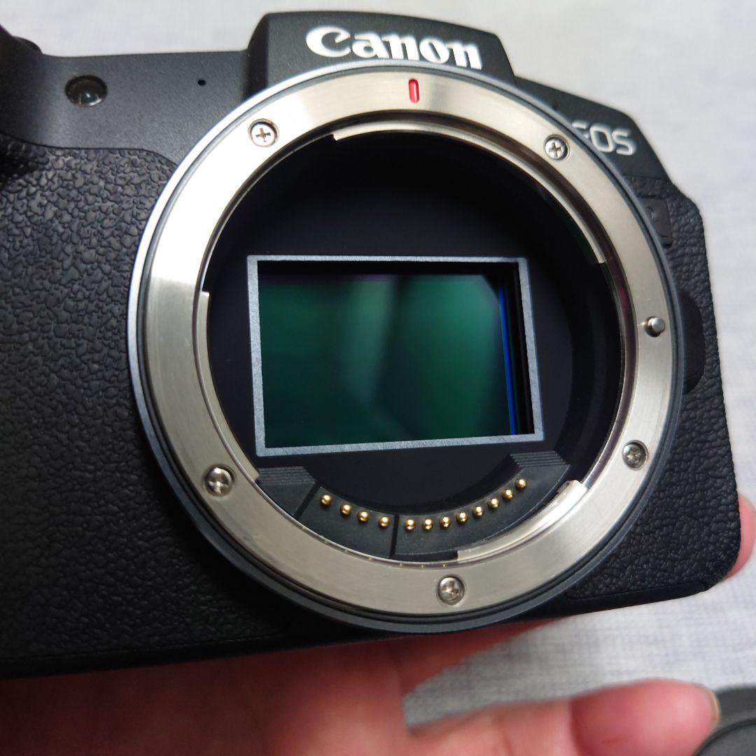 Canon EOS RP 本体と付属品