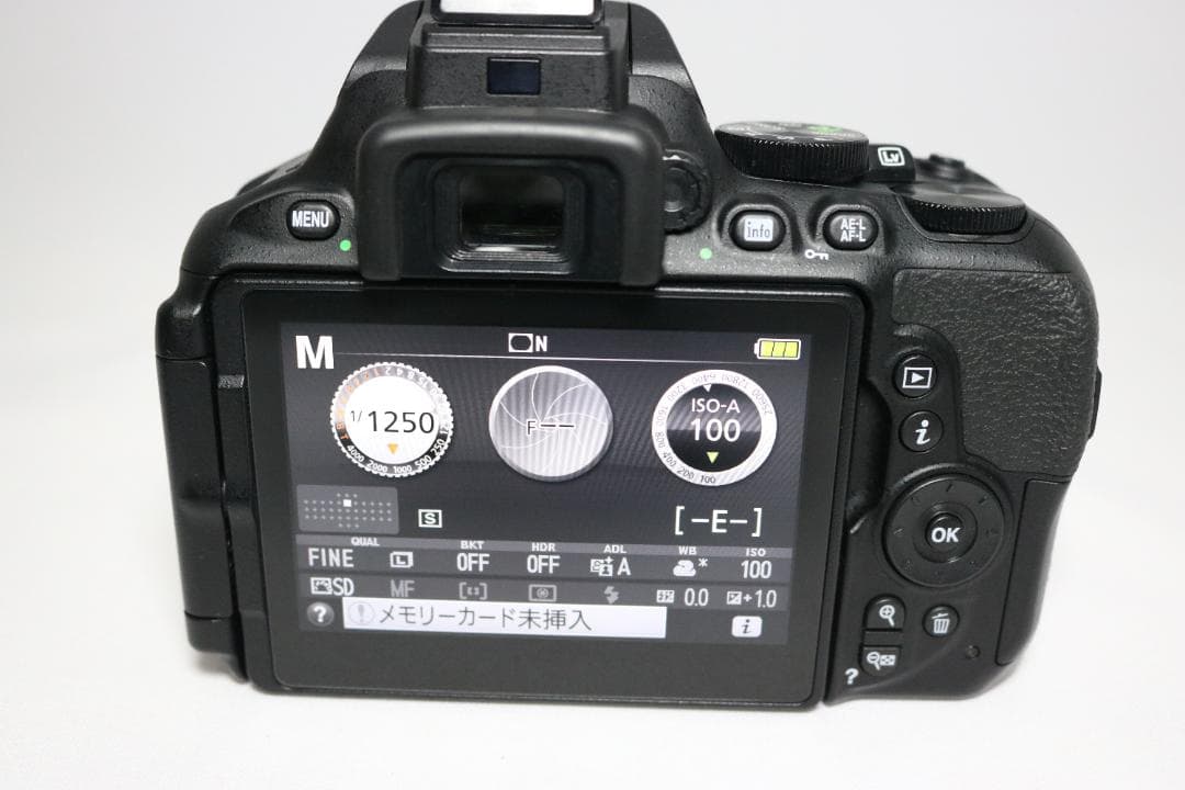 超望遠キット⭐S回数873回⭐シリーズ最新！Nikon D5600 ⭐一眼レフ