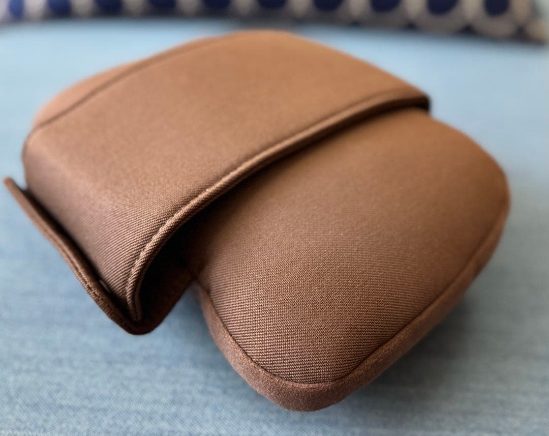 【新品　未使用】 X5 用　リアピロー