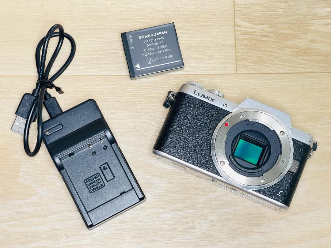 ★ショット数1632回☆Panasonic LUMIX DMC-GF7 シルバー