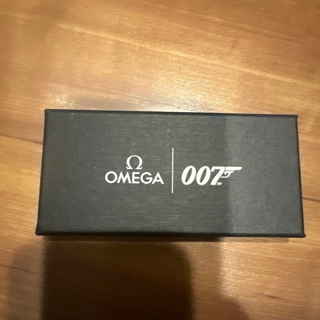 新品　 OMEGA 007 限定キーホルダーノベルティキー　 シルバー