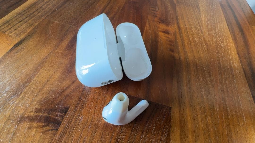AirPods Pro 第2世代 MQD83J/A 右耳のみ