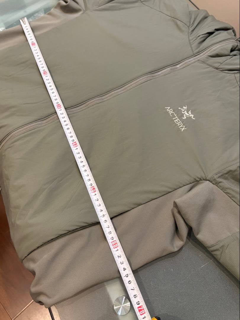 最終価格ARC'TERYX カーキマウンテンパーカー フード付き