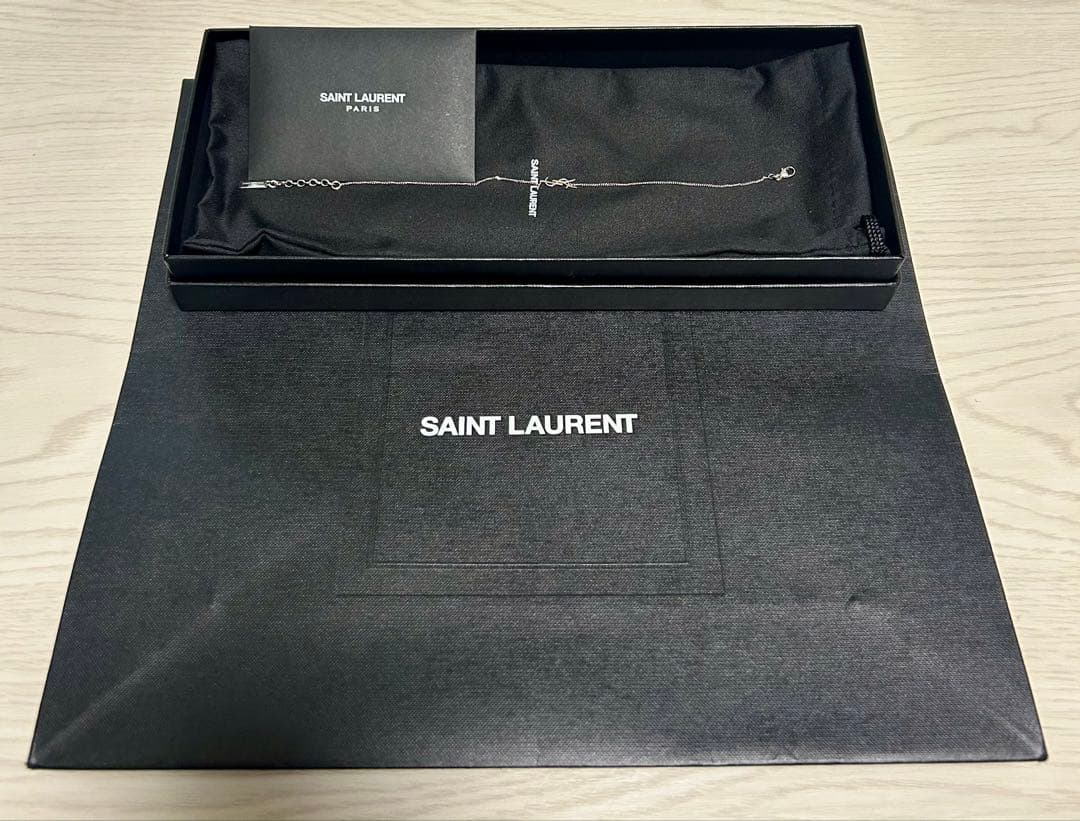 SAINT LAURENT シルバーブレスレット