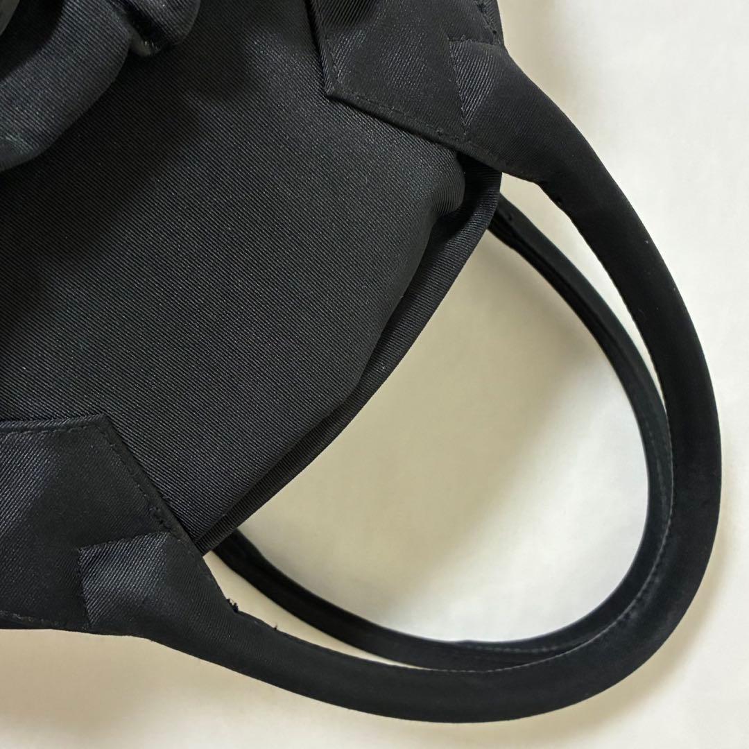 【極美品】ヴィヴィアンウエストウッド ハンドバッグ ナイロン オーブ 黒 A4可