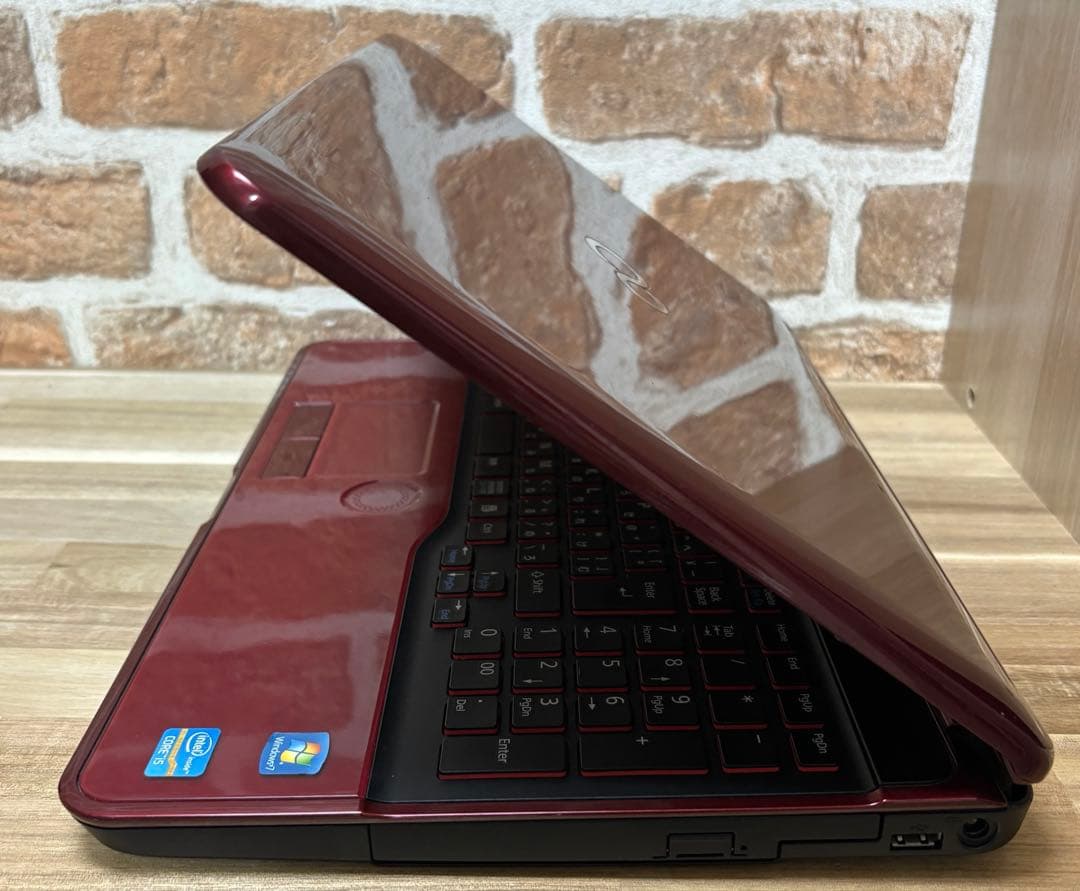 美品✨FUJITSUノート　Corei7 Windows11 Office付き