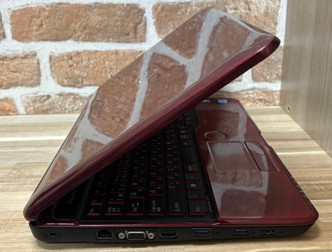 美品✨FUJITSUノート　Corei7 Windows11 Office付き