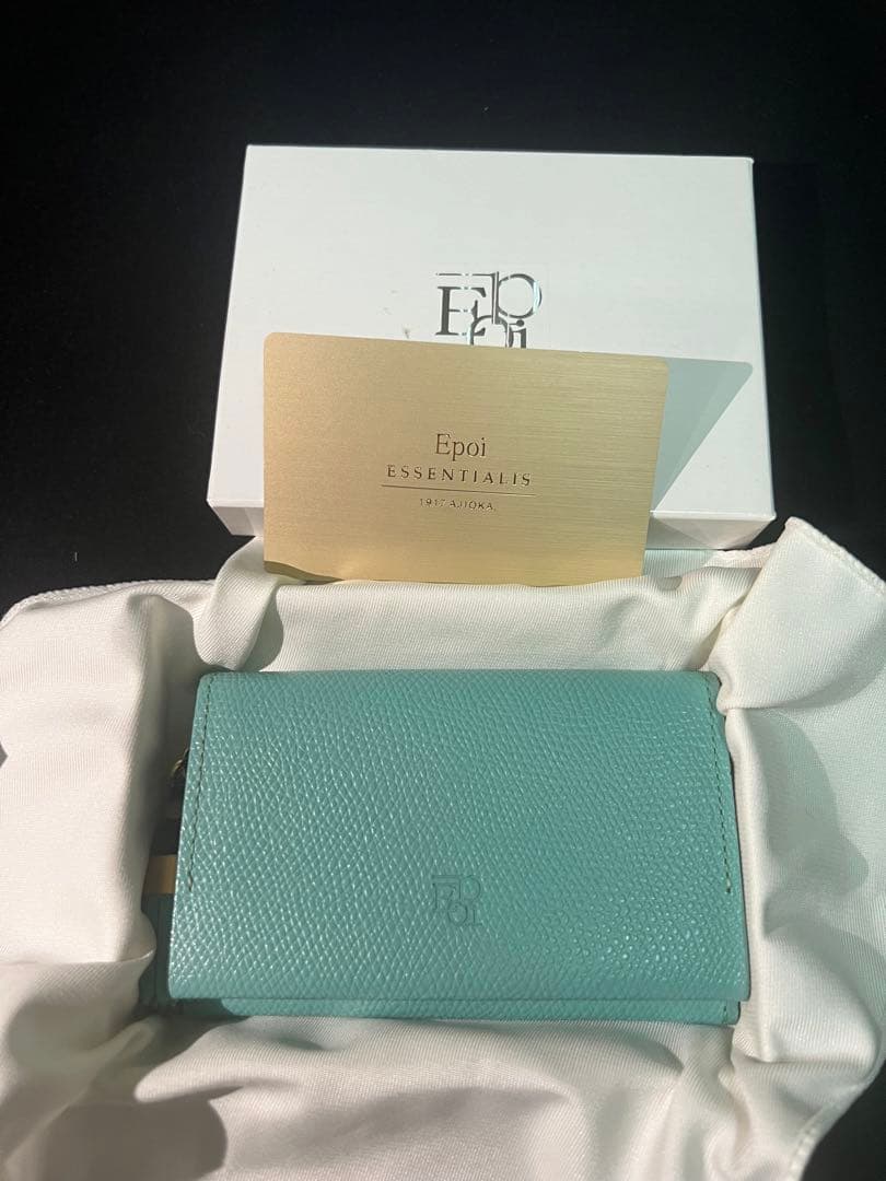 Epoi 翡翠色　二つ折り名刺入れ