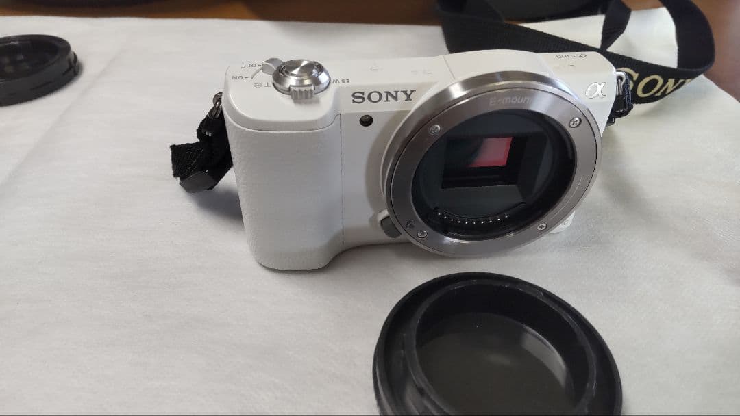 SONY α5100 ホワイト ミラーレス一眼カメラ