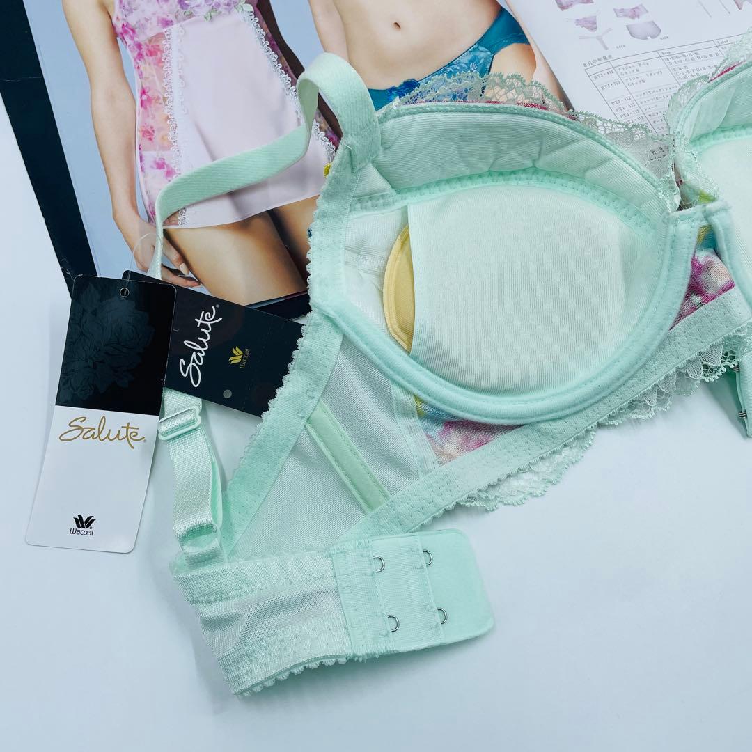 ワコール　サルート　32グループ 朝の谷間、ながもち、リボンブラ　E65-M