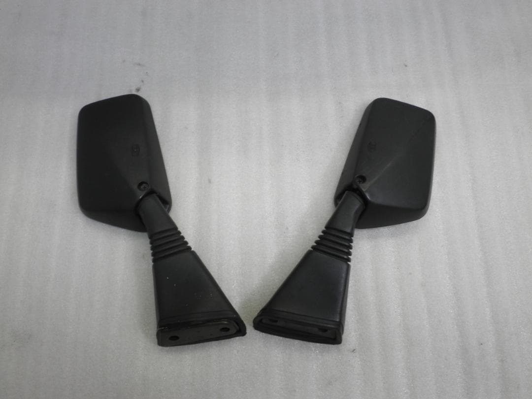 y*1様 フュージョン mf02　純正ミラー左右セット　純正ボルト付き