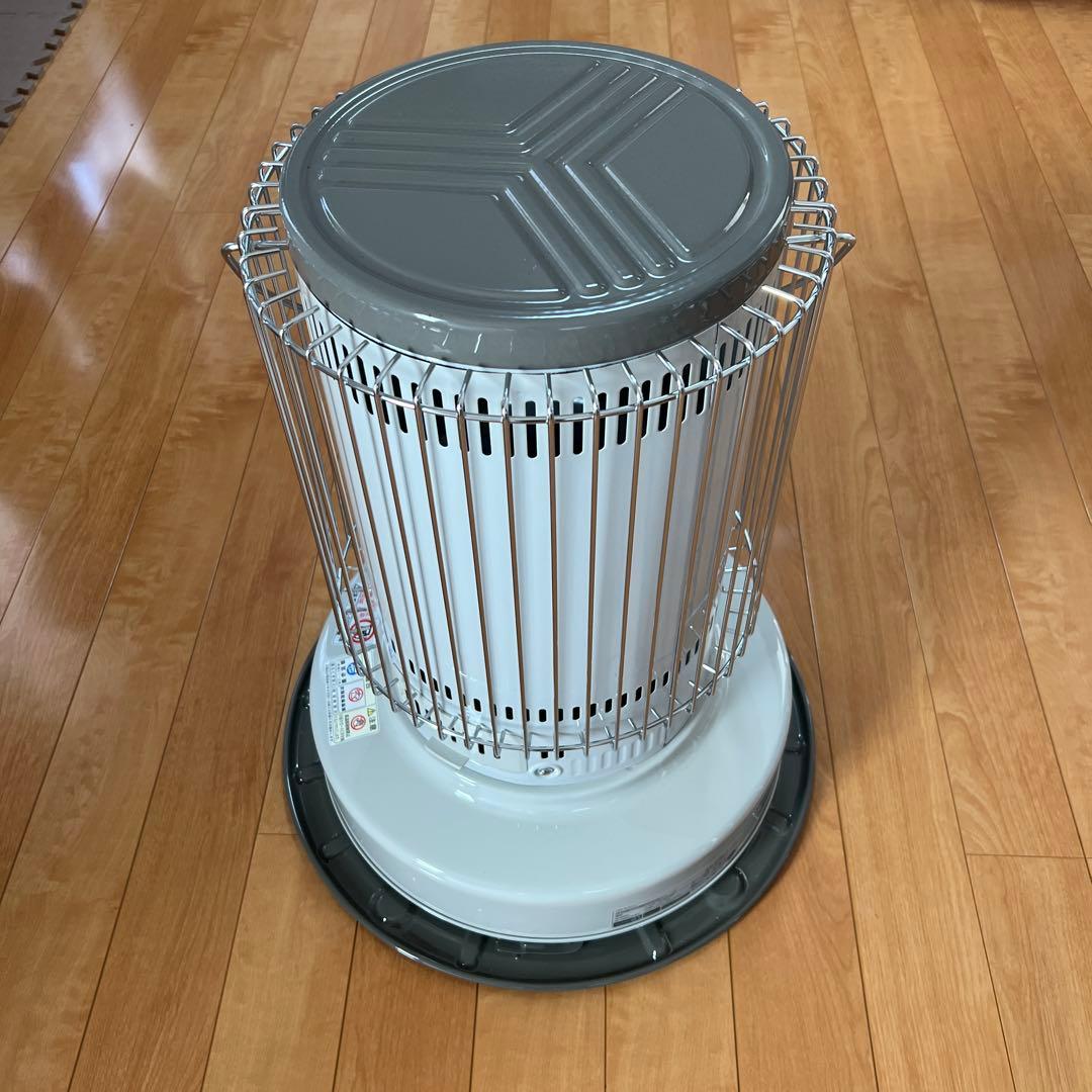 (ラスト値下げ)2024モデルTOYOTOMI 円筒形ストーブ ポンパ付き