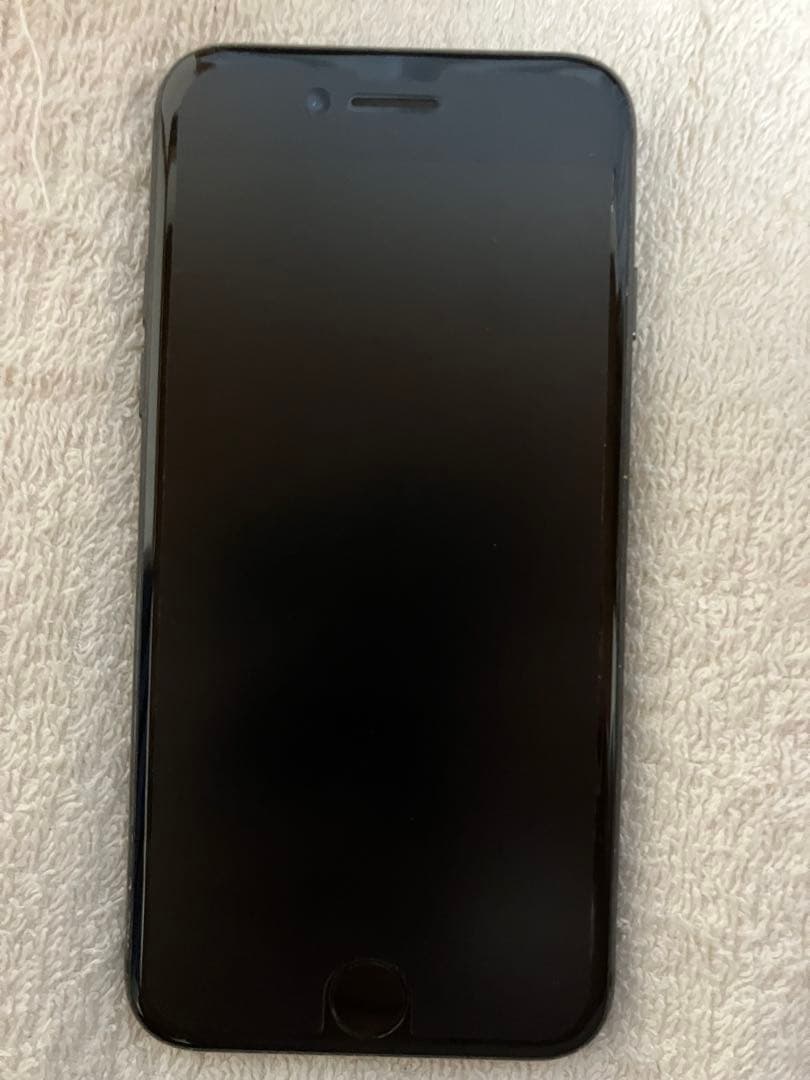 【バッテリー交換済100%、Lightningコネクタ交換済】iPhone 8