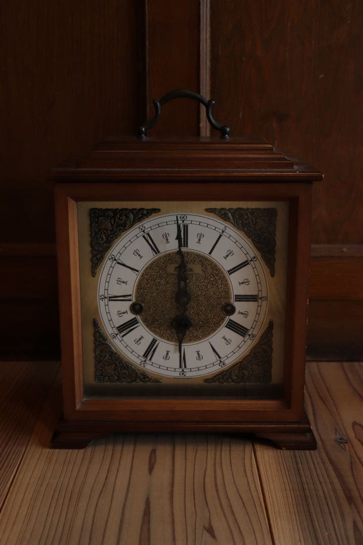 Hermle ヘルムレ 置時計 古時計  機械式 手巻き 南ドイツ ヴィンテージ