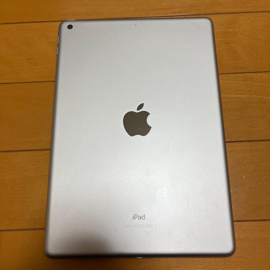 Apple iPad 第7世代32GBシルバー 本体