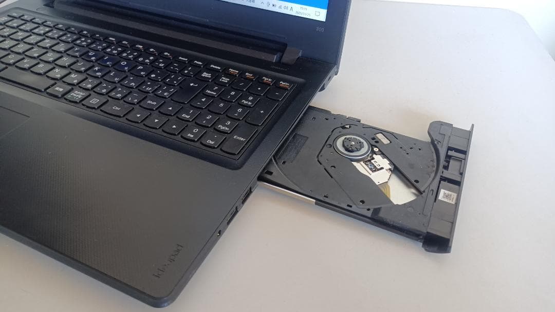美品ノートパソコン Lenovo SSD office win10pro