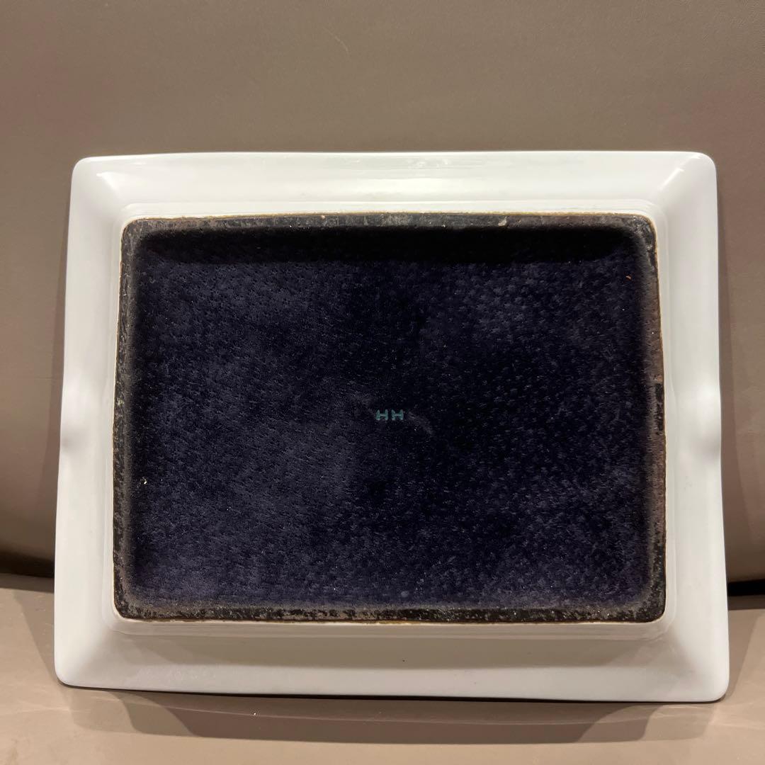 エルメスレオパード柄の置き型灰皿