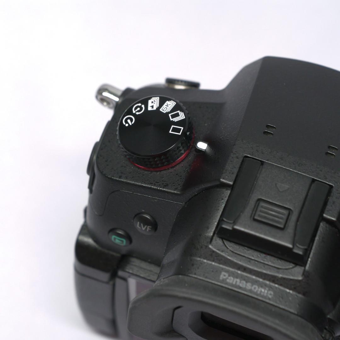 ●LUMIX DC-GH5M2 ボディ（Smallrig ケージ付き）