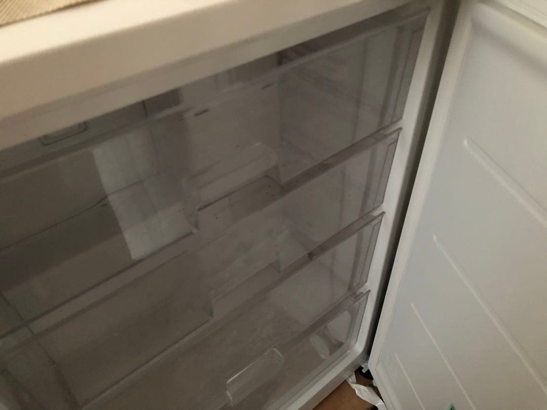 2024年製　スキマックス66L アイリスオーヤマ ノンフロン冷凍庫 霜取り不要