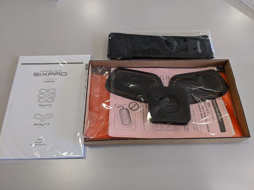 ボディ・フェイスケア SIXPAD