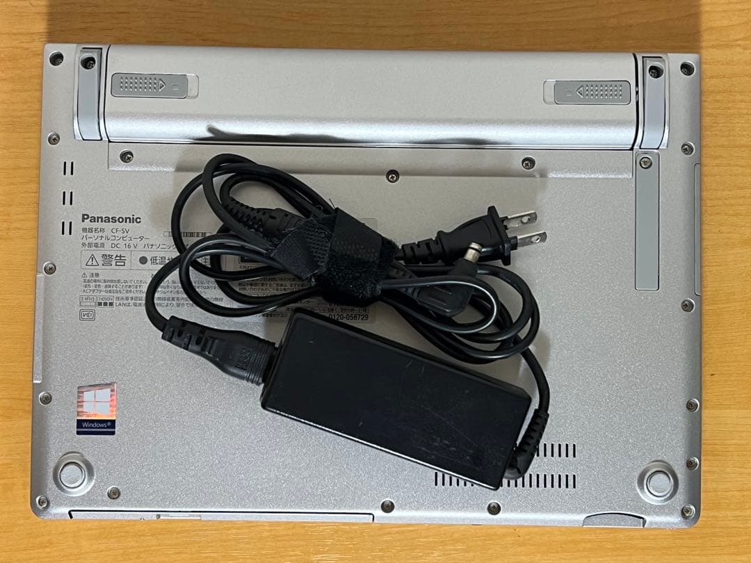 バッテリー良好!レッツノートSV7 i5 8G／256GB／光学ドライブ