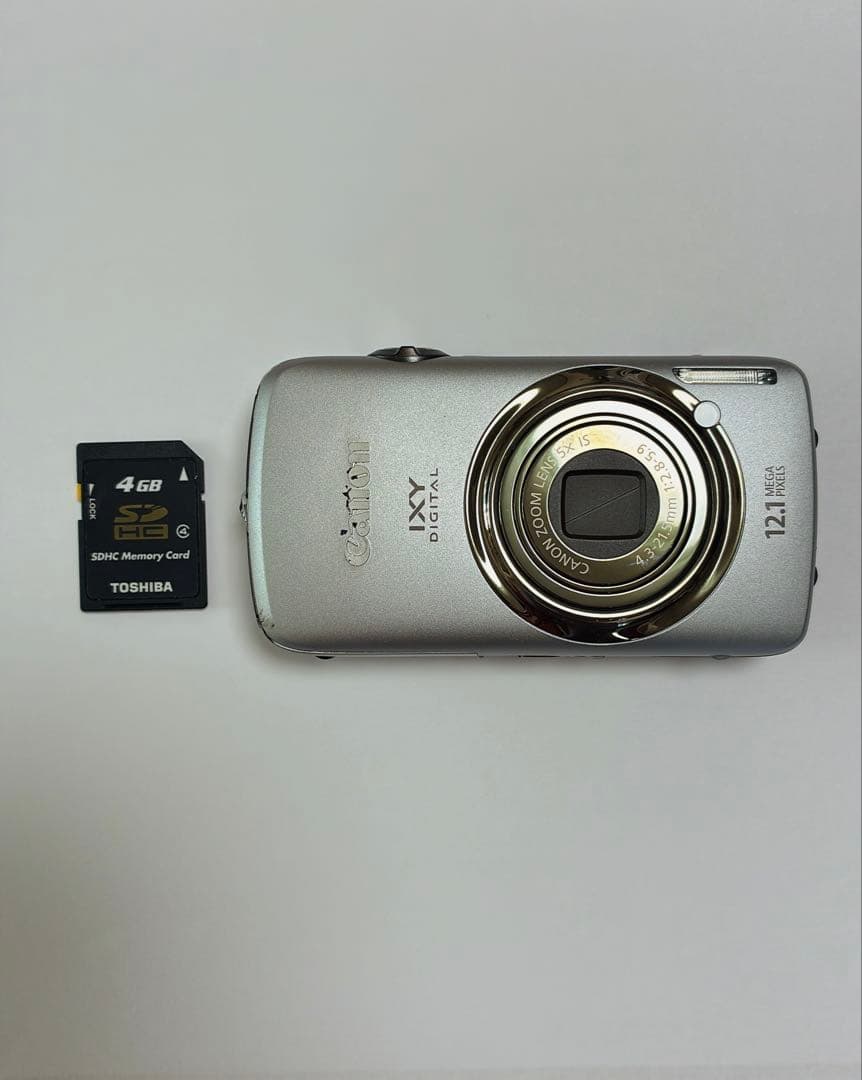 キャノン　コンパクトデジタルカメラ